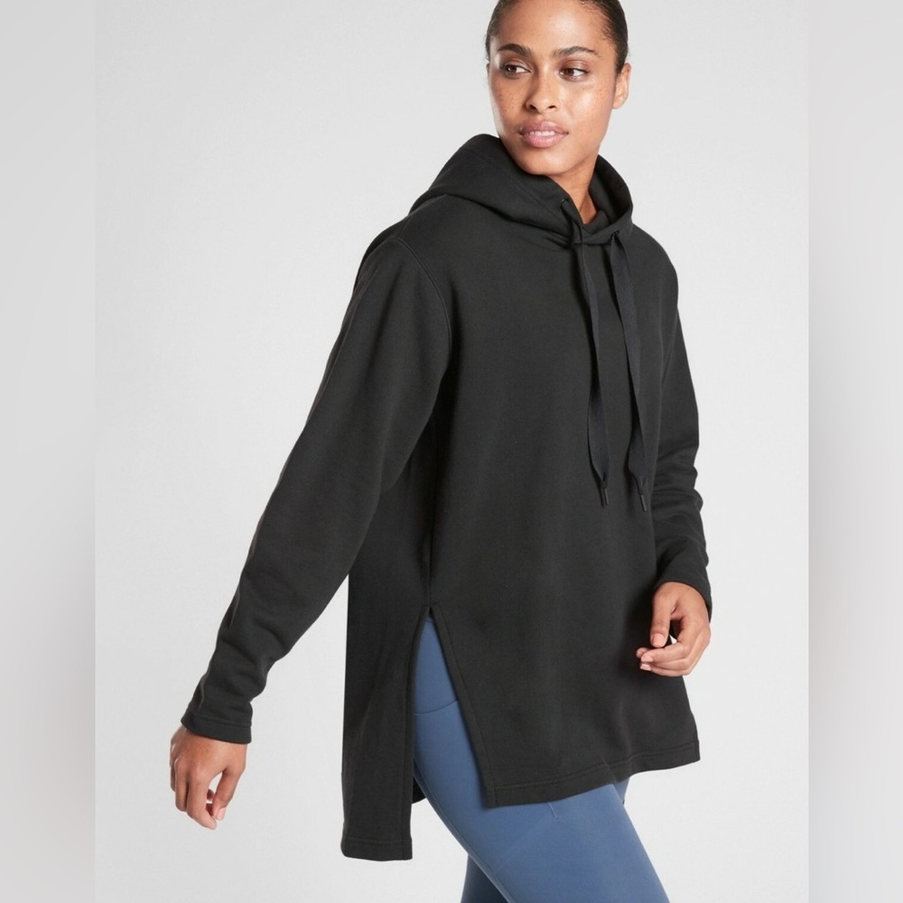 Athleta Hoodie Sweatshirt Size M Yogi Black Long High Low Pullover Side Slits